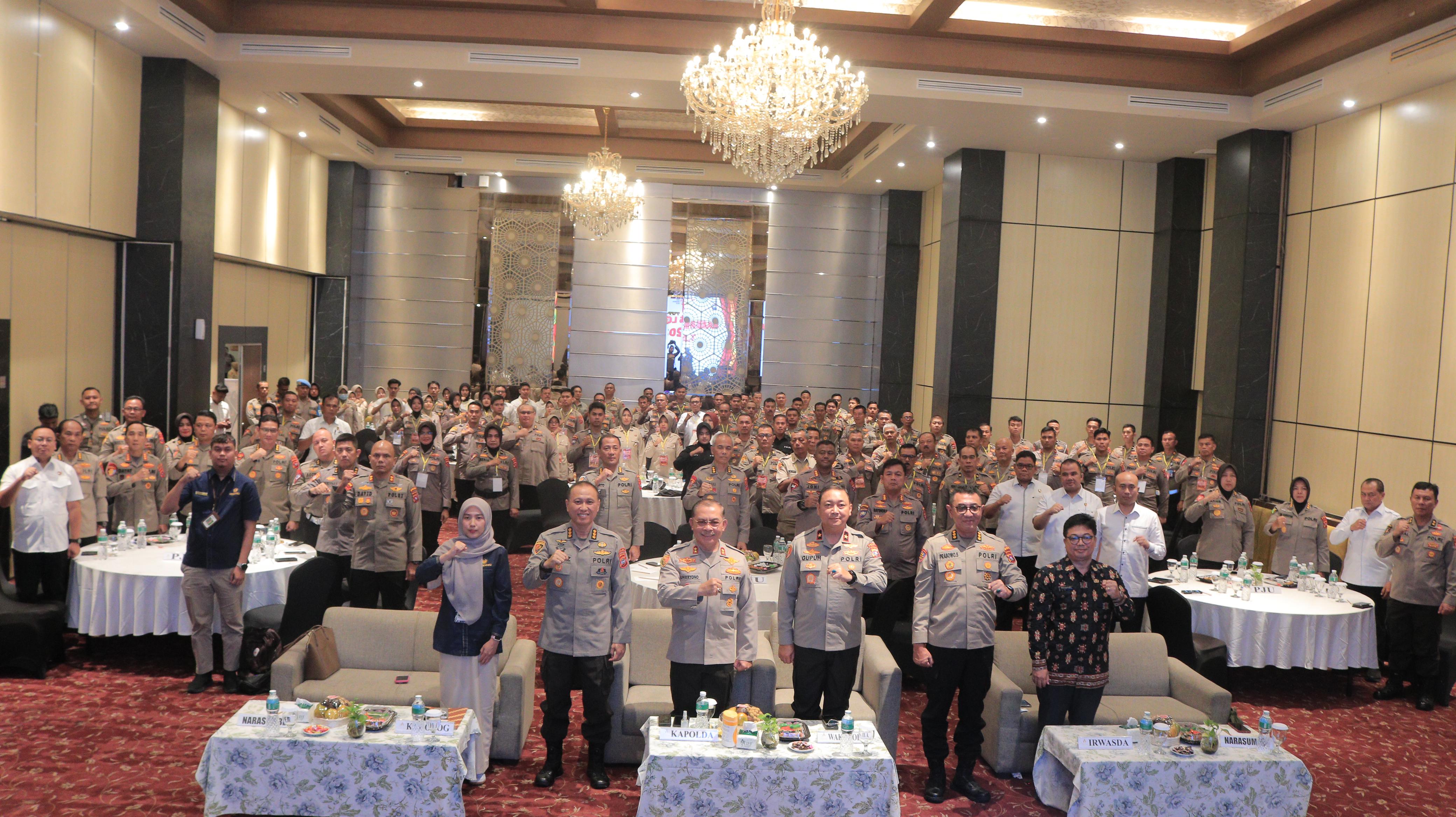 Kapolda Sumbar Buka Rakernis Biro Logistik T.A 2024