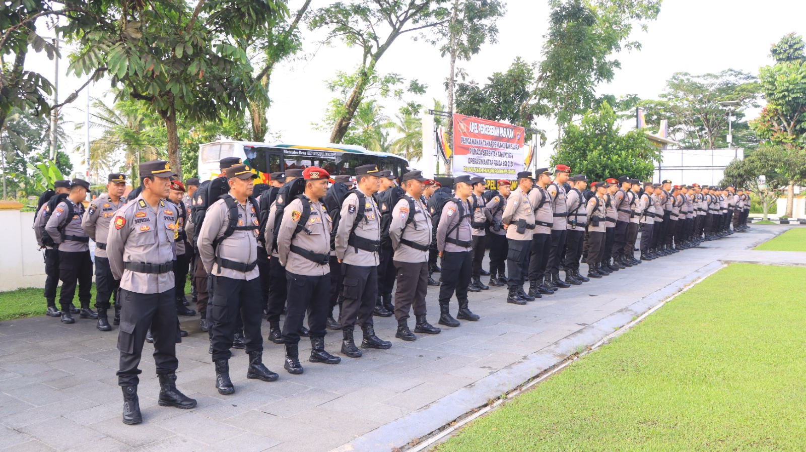 Polres 50 Kota Laksanakan Apel Gelar Pasukan Pengamanan Pilkada Serantak Tahun 2024