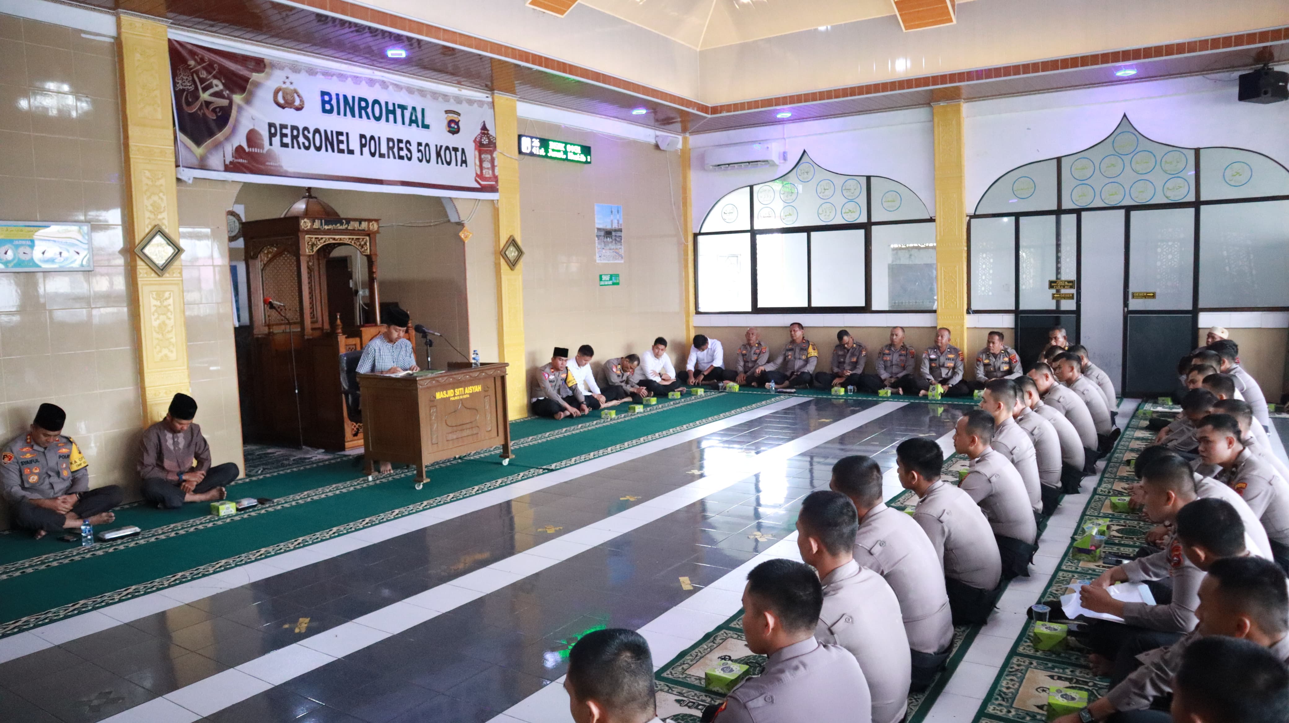 Polres 50 kota Laksanakan Binrohtal Bulanan