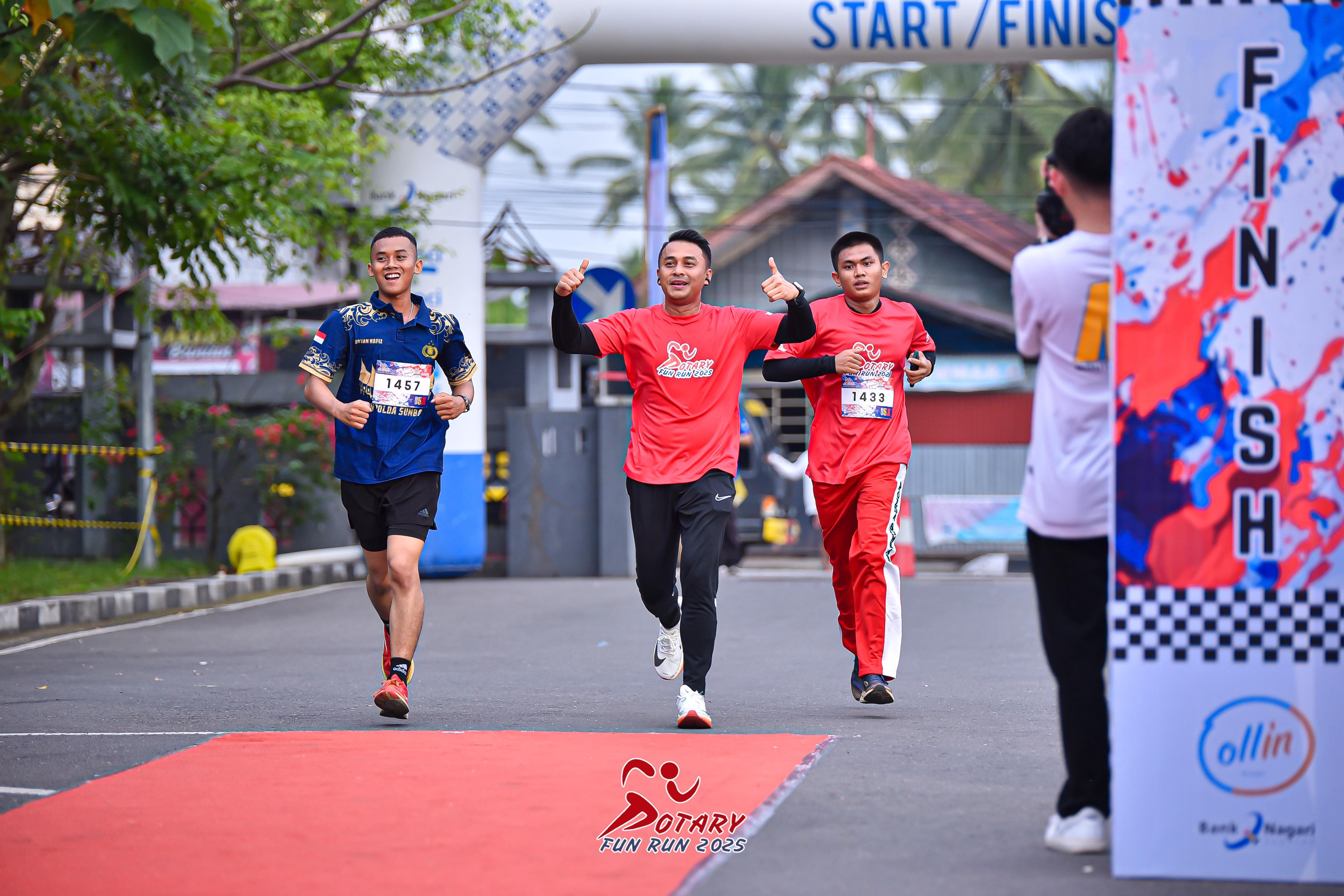 Kapolres 50 Kota menghadiri acara event Notary Fun Run 5K 2025