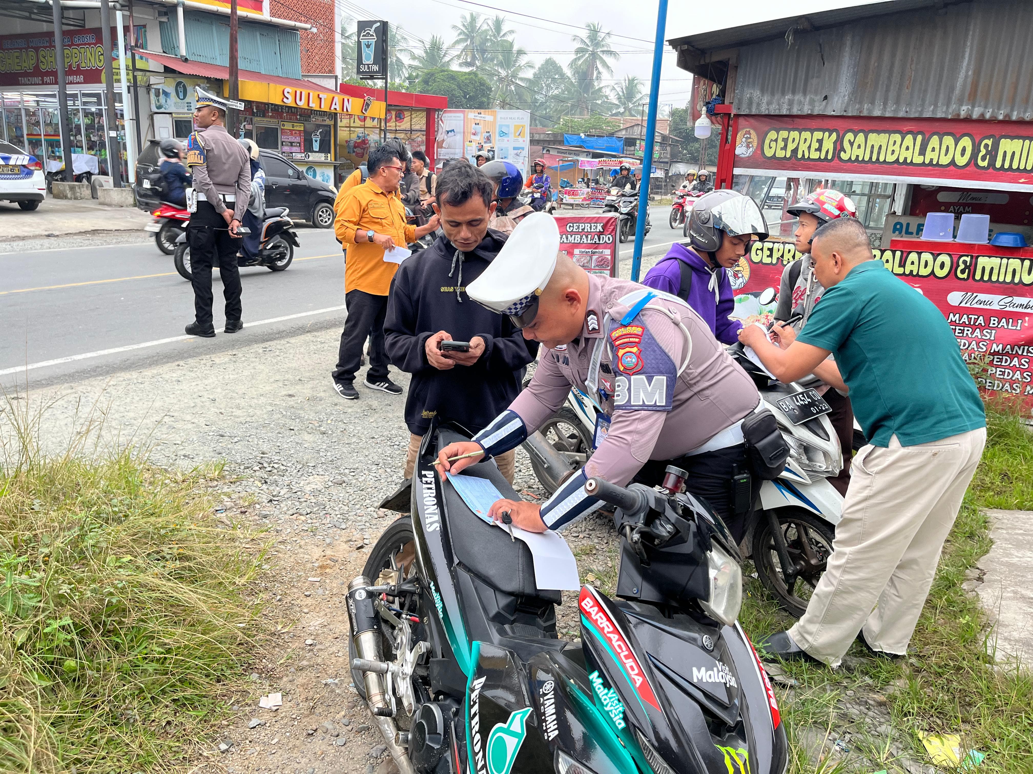 Wujudkan Lima Puluh Kota Zero Knalpot Brong, Satlantas Polres 50 Kota Gelar Razia di Wilkum Polres 50 Kota 