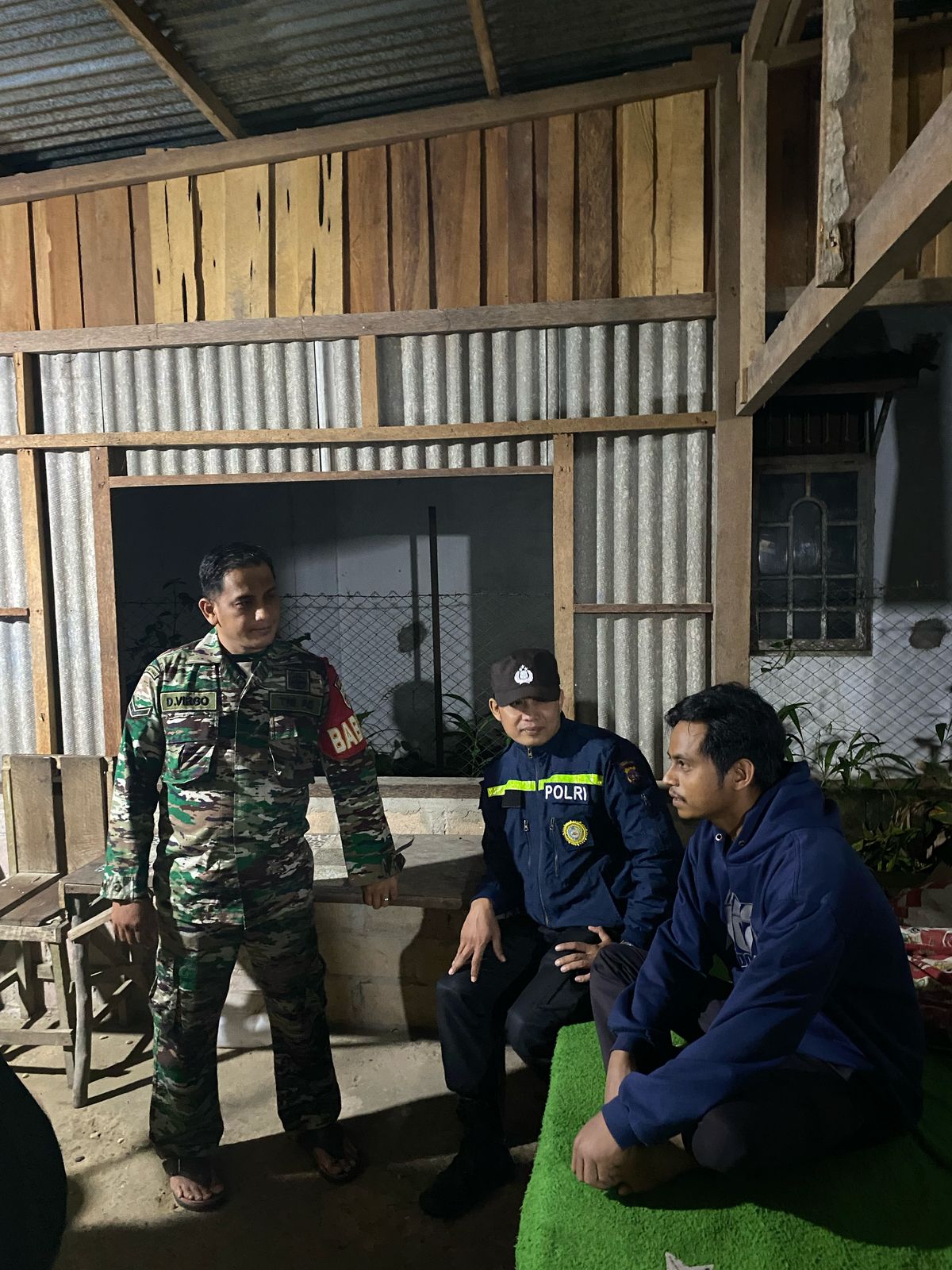 Bhabinkamtibmas Polsek Guguk melaksanakan giat Patroli bersama 3 (Tiga) Pilar ,perangkat Nagari dan unsur Linmas dalam antisipasi Penyakit Masyarakat (Pekat) selama bulan suci Ramadhan di Kenagarian Mungka