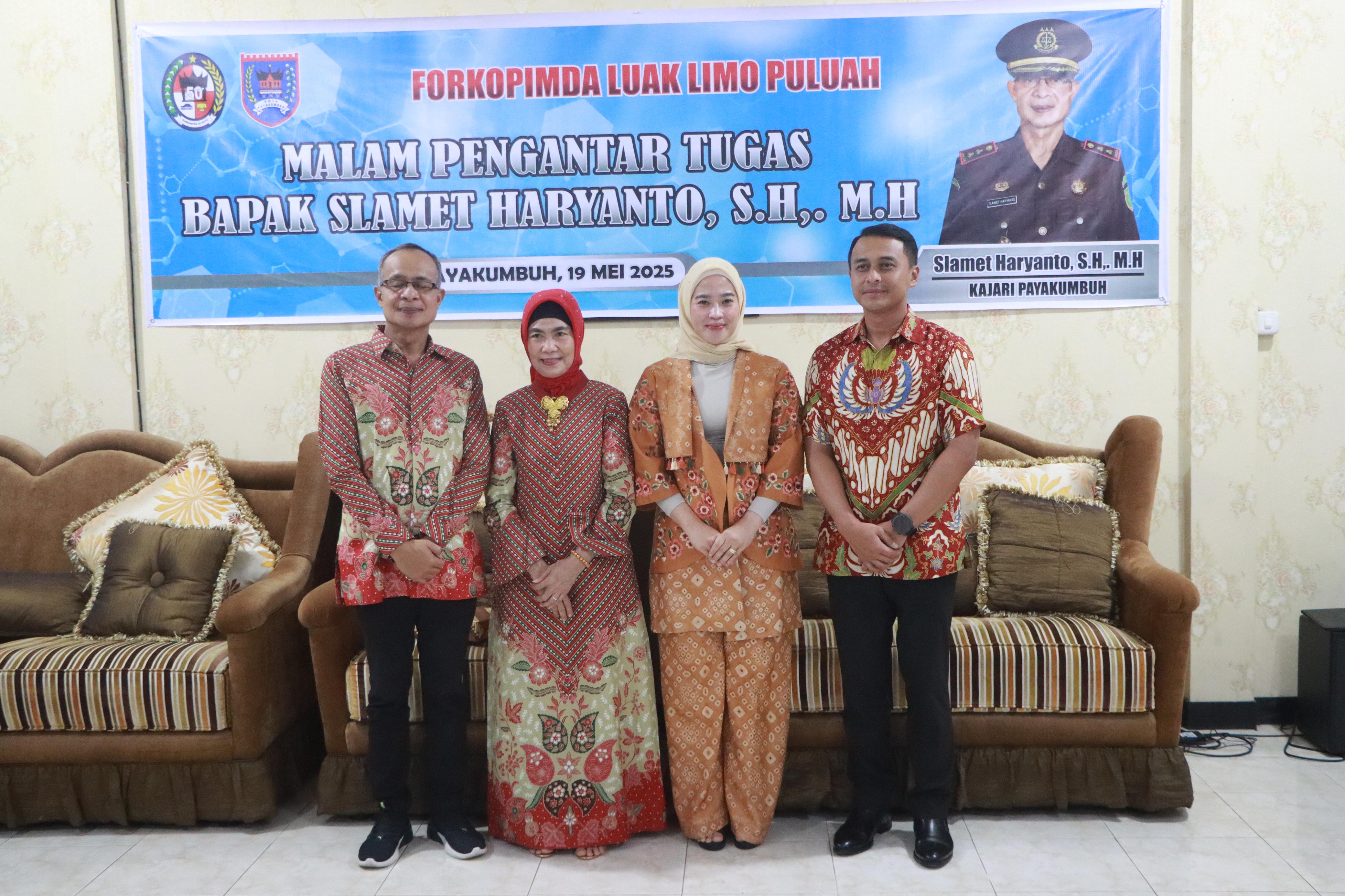 KAPOLRES 50 KOTA HADIRI MALAM PENGANTAR TUGAS KAJARI KOTA PAYAKUMBUH