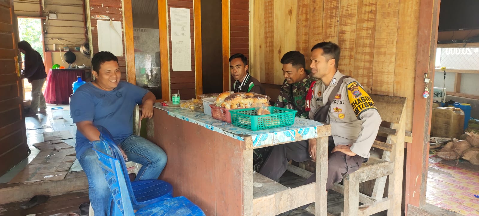 BHABINKAMTIBMAS NAGARI SOLOK BIO BIO POLSEK HARAU POLRES 50 KOTA IMBAU WARGA WASPADAI PREMANISME BERKEDOK ORMAS